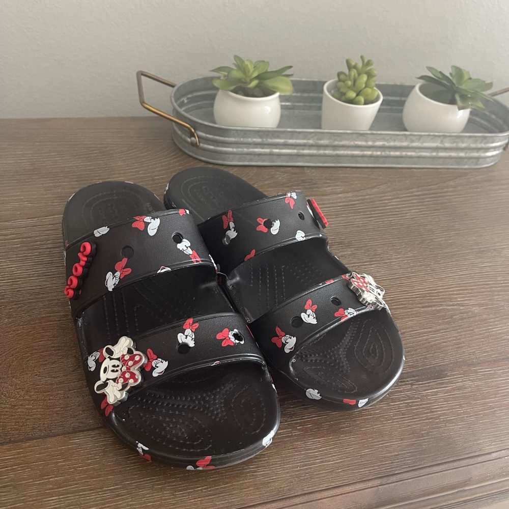 Disney Minnie Mouse Crocs
